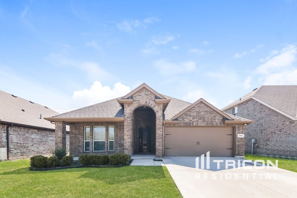 256 Sunny Corner Rd, Royse City, TX 75189