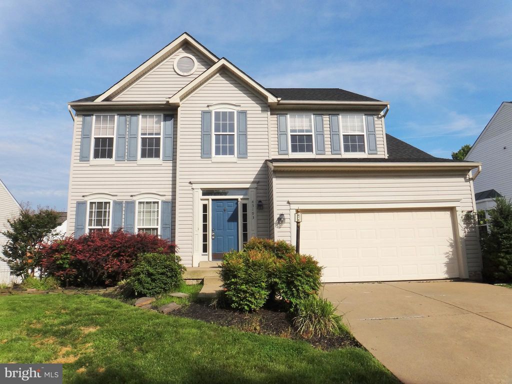 43193 Cardston Pl, Leesburg, VA 4 Bed, 4 Bath Single 43193 Cardston Pl, Leesburg, VA 4 Bed, 4 Bath Single