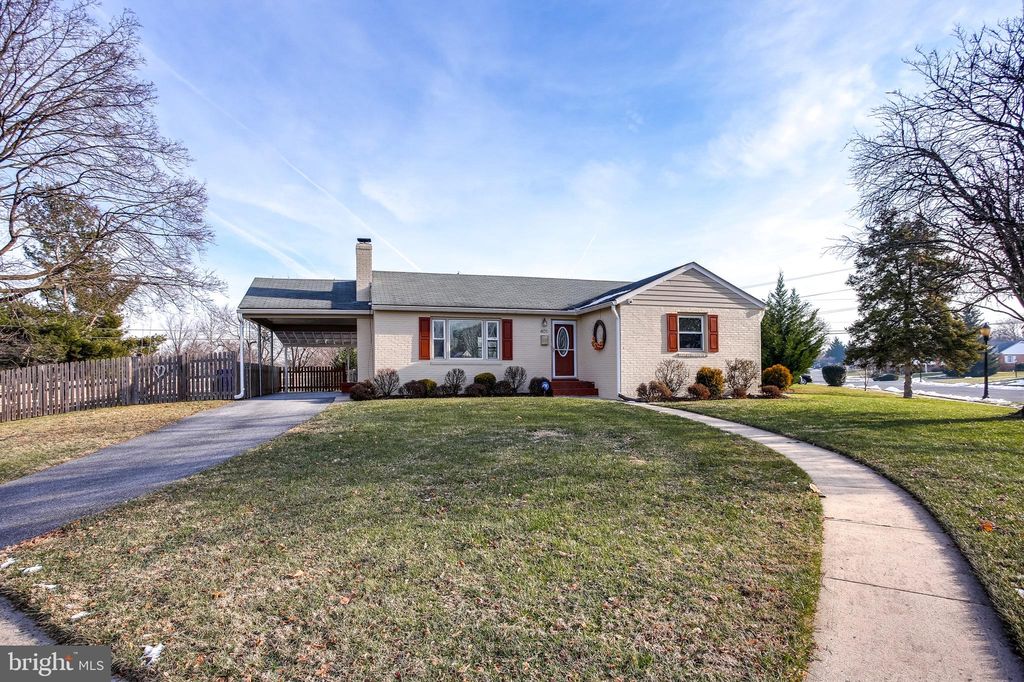 401 Delaware Rd, Frederick, MD 21701