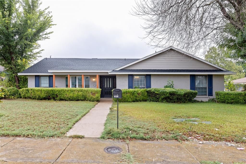 6728 Braddock Pl, Dallas, TX 75232