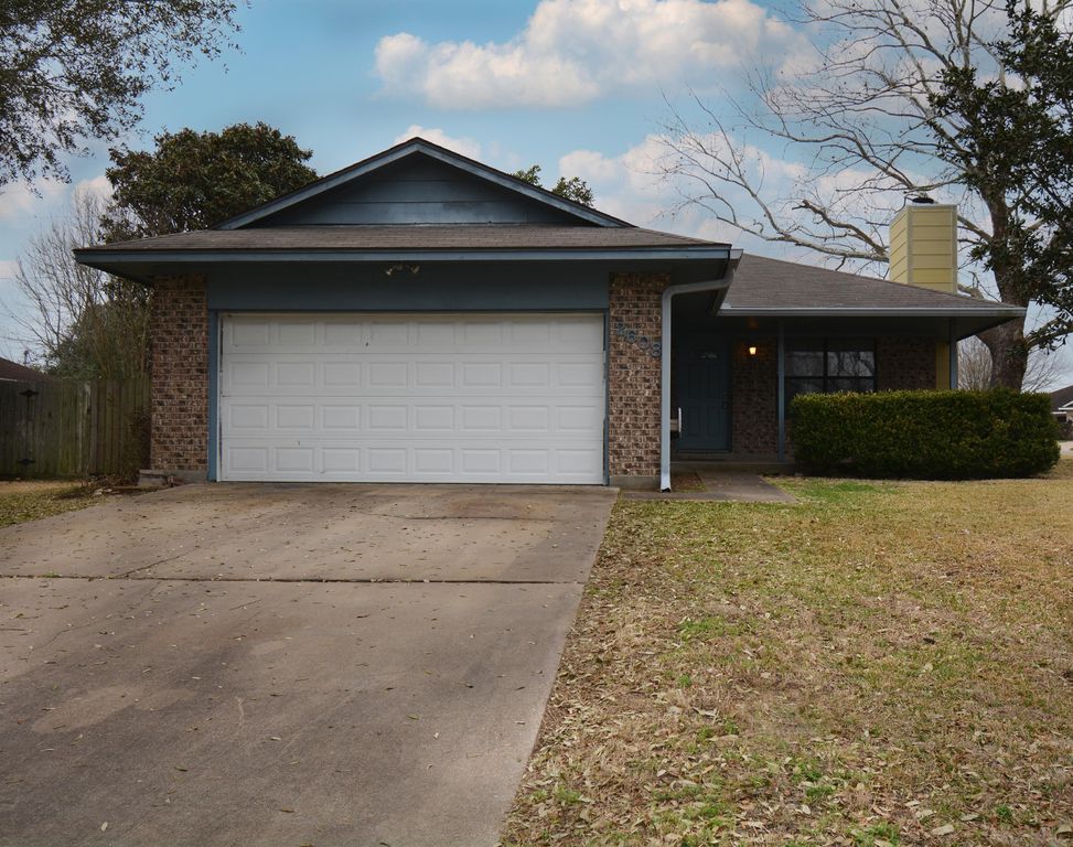 2608 Cheyenne Dr, Brenham, TX 77833 Trulia