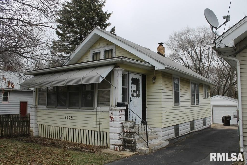 2228 N Ellis St, Peoria, IL 61604 Trulia