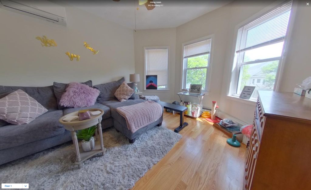 942 Broadway #2B, Somerville, MA 02144