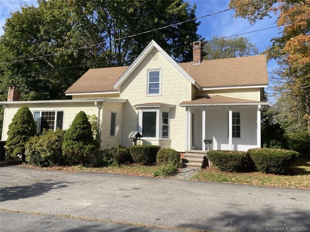 38 Pearl St, Guilford, CT 06437