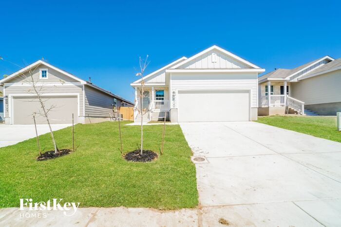 10747 Prusiner Rd, Converse, TX 78109