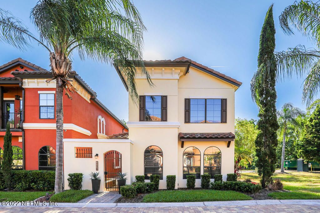 8861 LA TERRAZZA PL, Jacksonville, FL 32217
