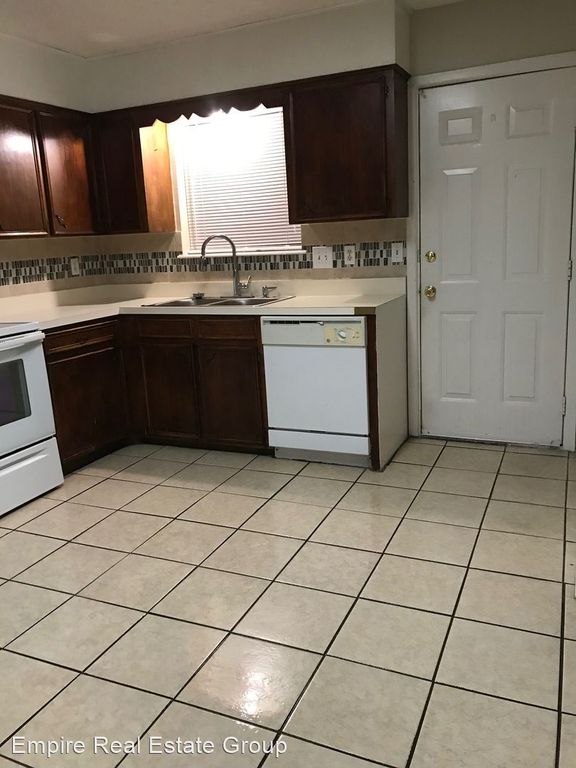 503 W Kiowa Ave #D, Hobbs, NM 88240
