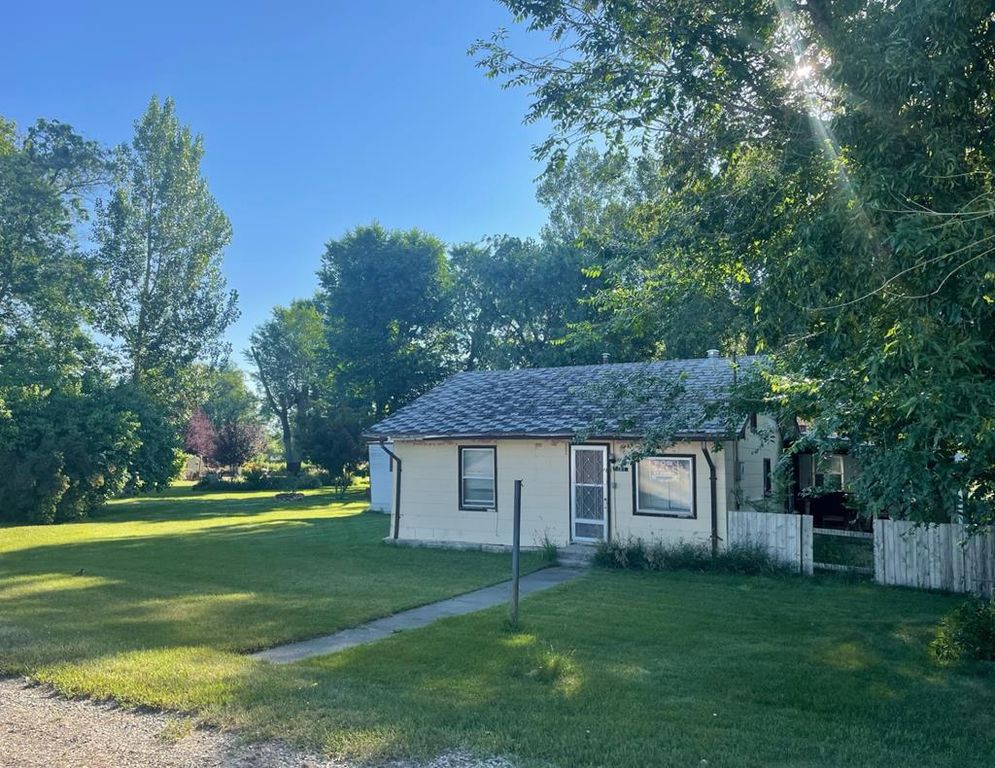 261 South 1st St W, Cowley, WY 82420 MLS 10020203 Trulia