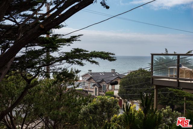 325 Worcester Dr, Cambria, CA 93428