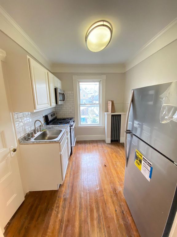 7 Riggs St #C, Gloucester, MA 01930