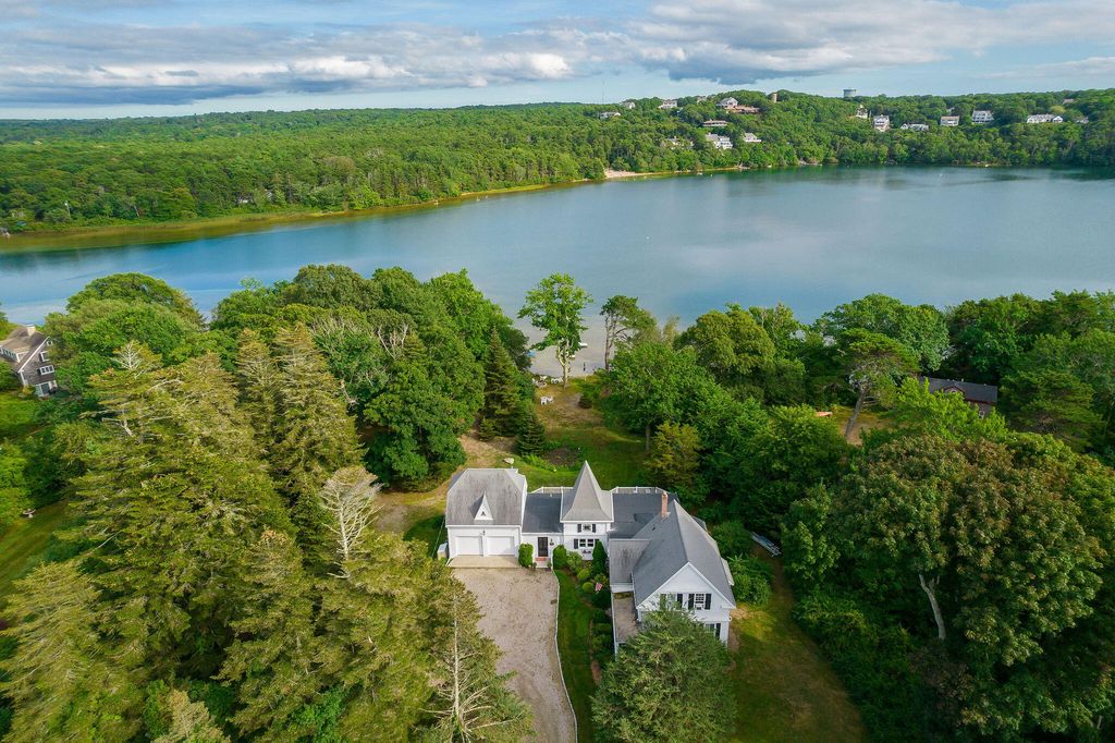 985 Route 6A, Dennis, MA 02638