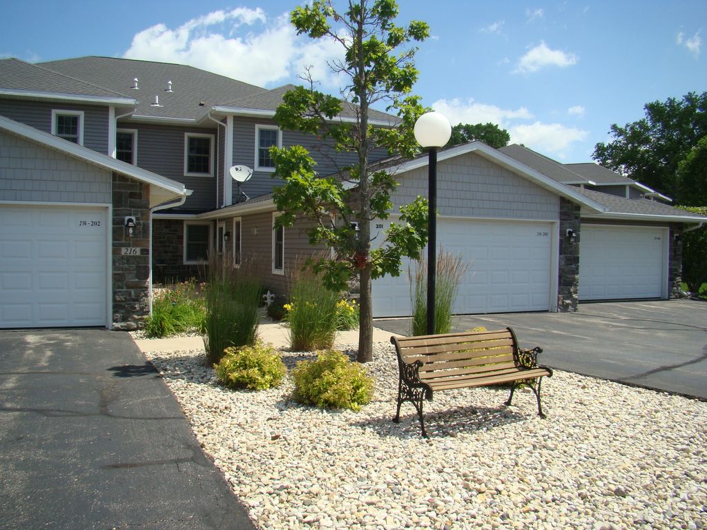 216 Potter Rd 201, Elkhorn, WI 53121 Trulia