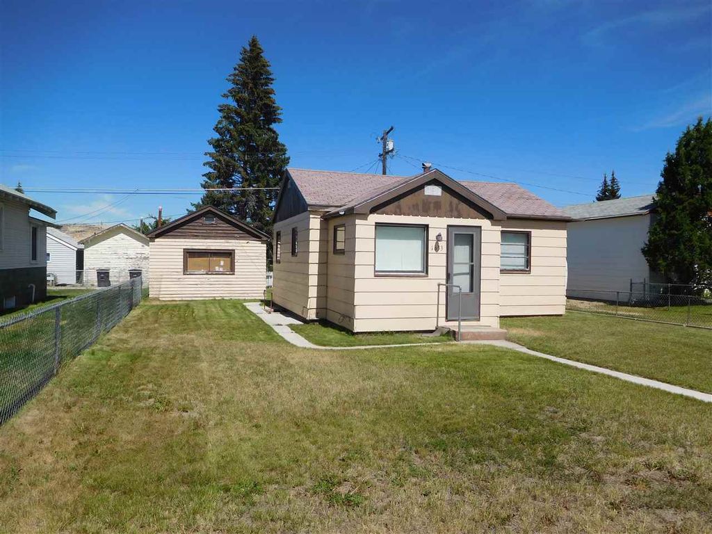 1633 Dewey Blvd, Butte, MT 59701
