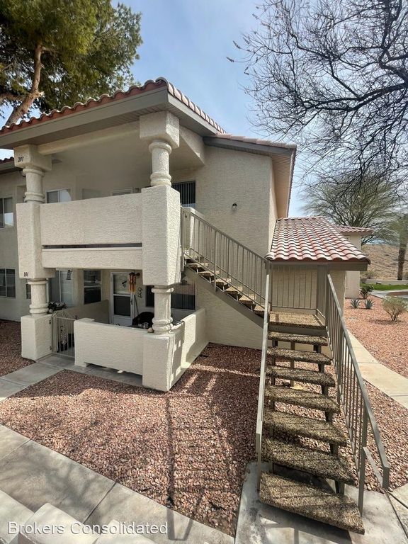 403 Mesa Blvd #201, Mesquite, NV 89027