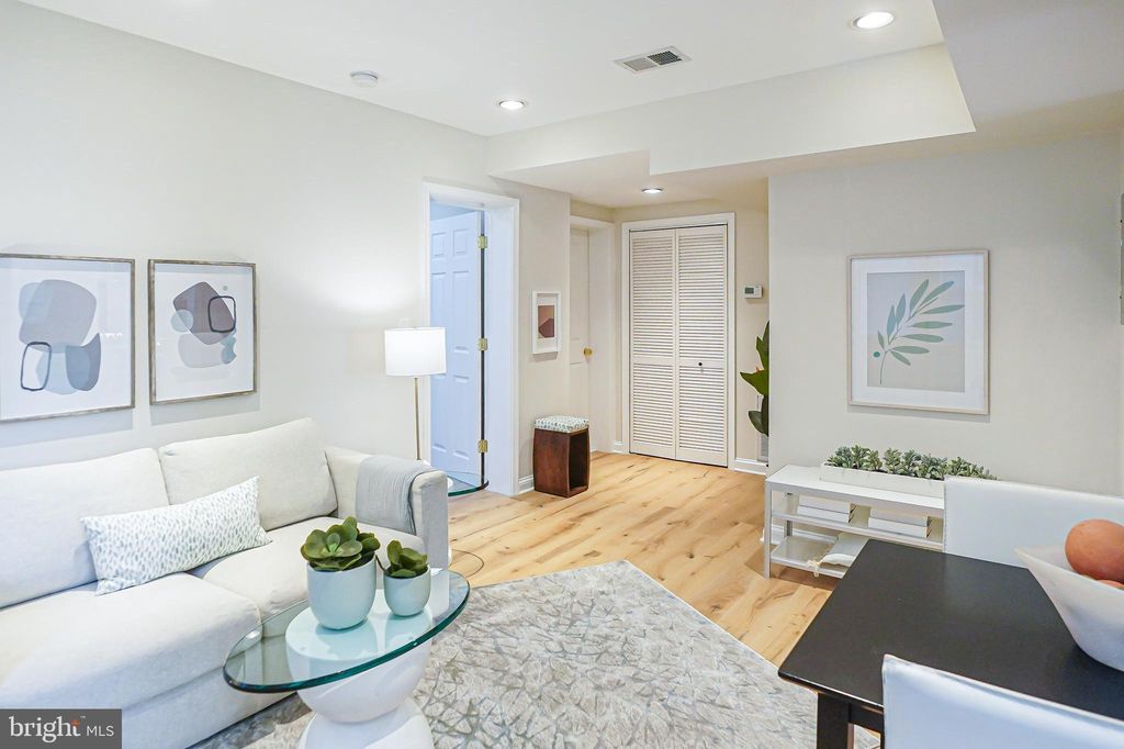 1400 Oglethorpe St NW #10, Washington, DC 20011
