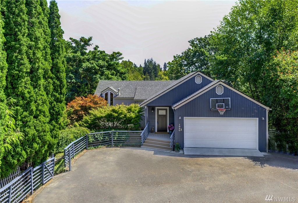 1930 109th Ave NE, Bellevue, WA 98004