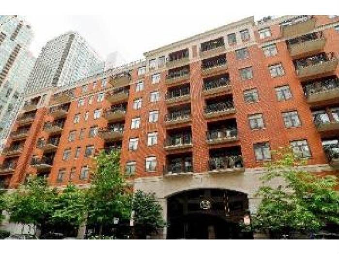33 W Huron St #805, Chicago, IL 60654