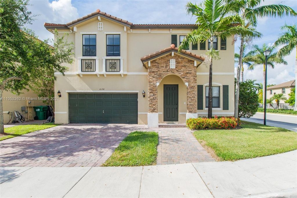 10396 SW 225th Ter, Miami, FL 33190
