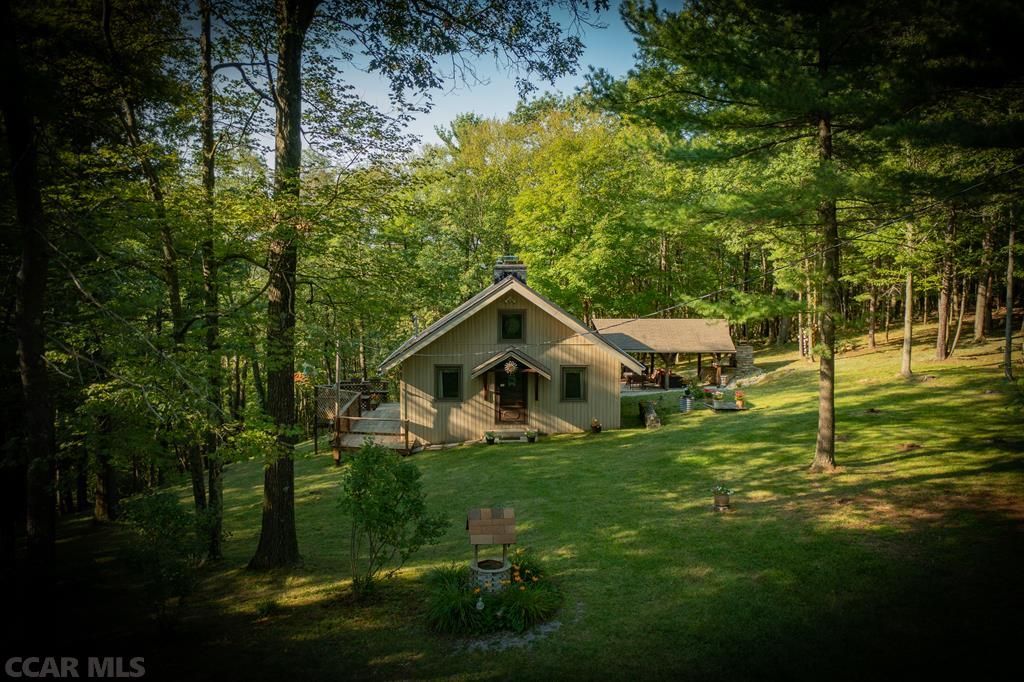 1369&1371 Purdue Mountain Rd, Bellefonte, PA 16823