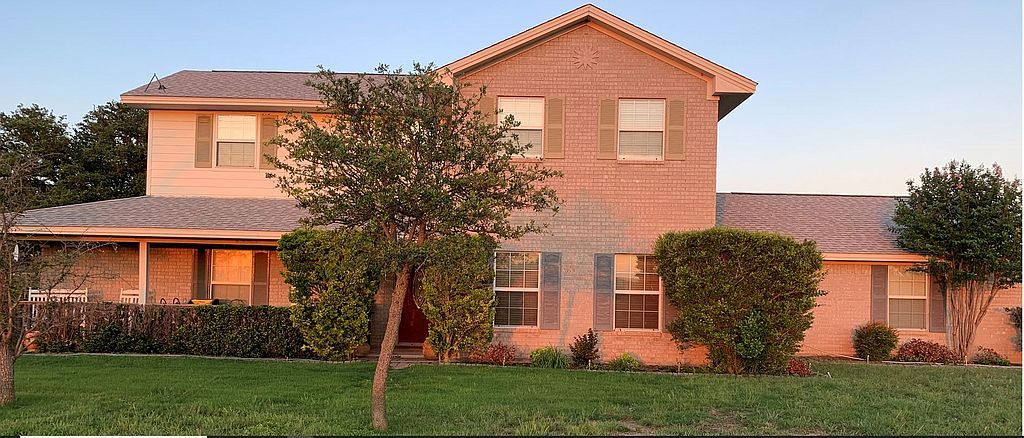 4541 Brady Ln, Brownwood, TX 76801