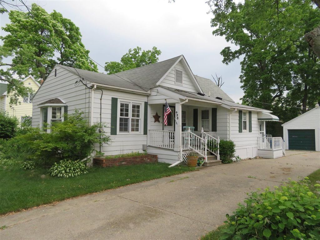 420 N Davison St, Davison, MI 2 Bed, 2 Bath SingleFamily Home 24