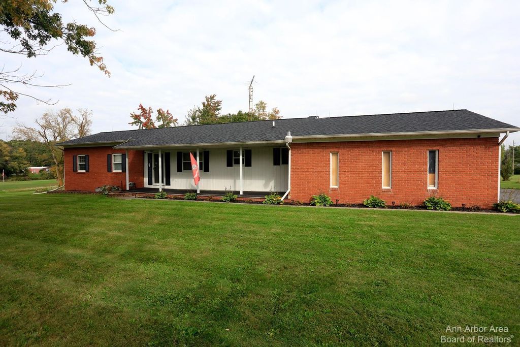 11205 N Adrian Hwy, Clinton, MI 49236 MLS 3298511 Trulia