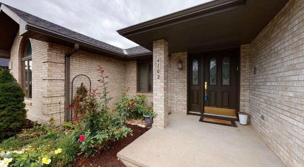 4102 20th Ave, Kearney, NE 68845