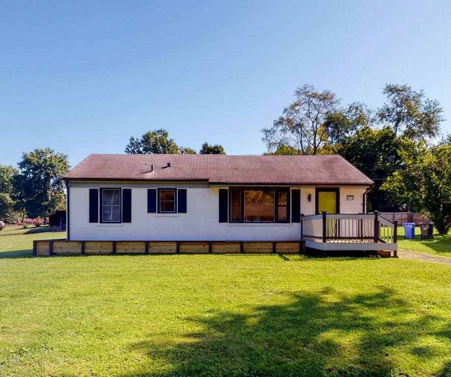 613 Parkside Dr, Lexington, KY 40505
