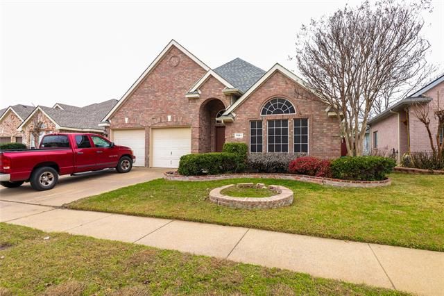 7051 Deer Ridge Dr, Fort Worth, TX 76137