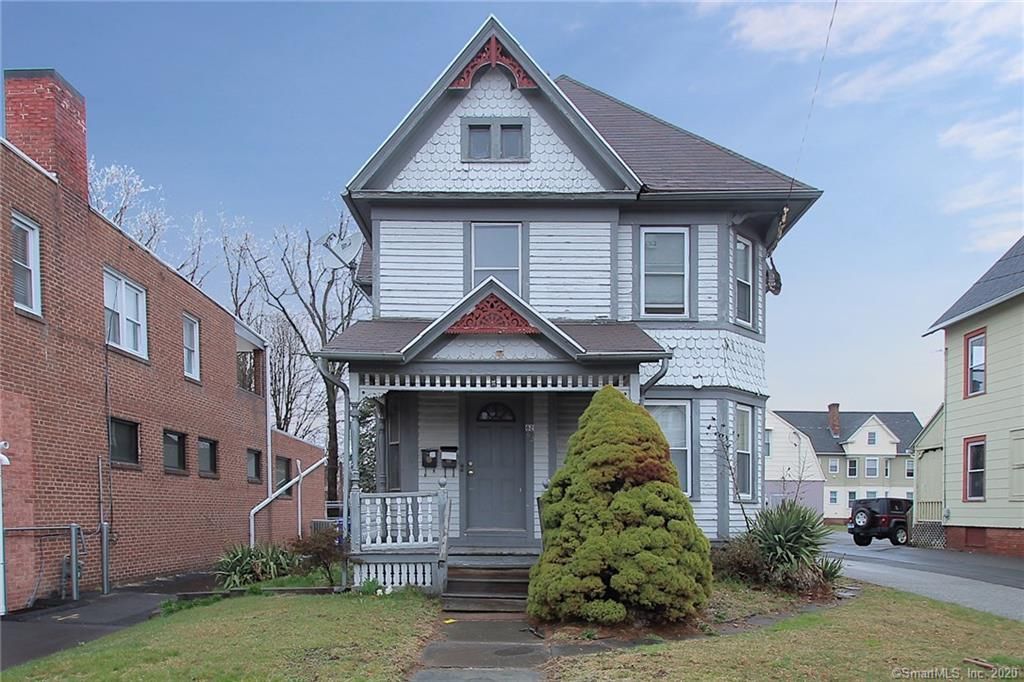 62 Connecticut Blvd, East Hartford, CT 1 Bed, 1 Bath Townhouse 28