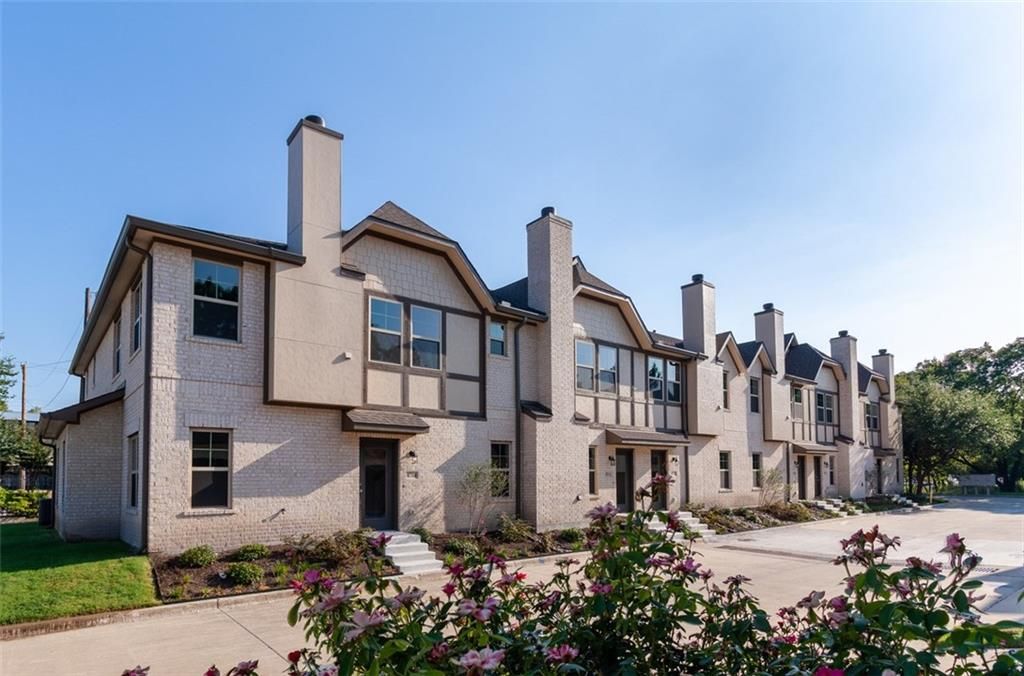 8706 Tudor Pl, Dallas, TX 75228
