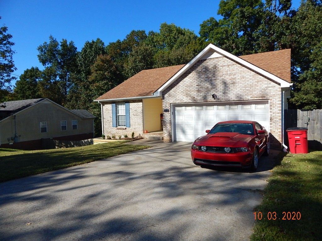 358 Andrew Dr, Clarksville, TN 3 Bed, 2 Bath Single 358 Andrew Dr, Clarksville, TN 3 Bed, 2 Bath Single