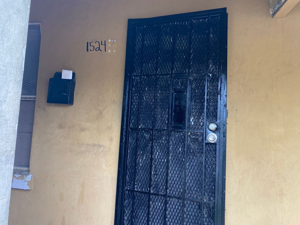 1524 NW 1st Ave #1524 Miami FL 33136 See Est Value Schools More 1524 NW 1st Ave #1524 Miami FL 33136 See Est Value Schools More