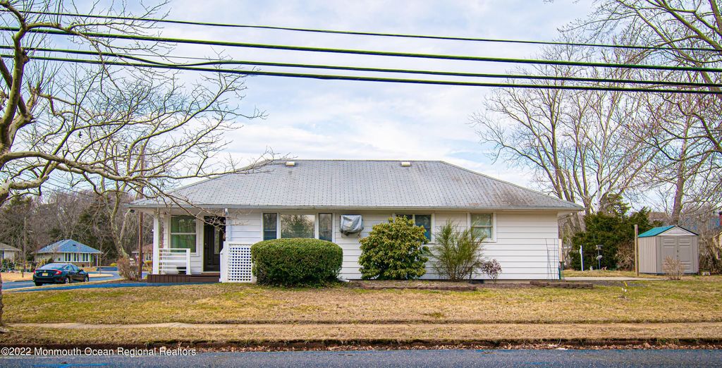 3 Saratoga Place, Toms River, NJ 08753 Trulia