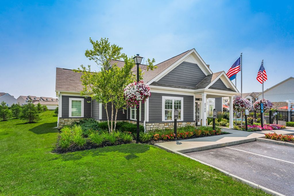 5700 Rocky Ridge Landings Dr, Westerville, OH 43081