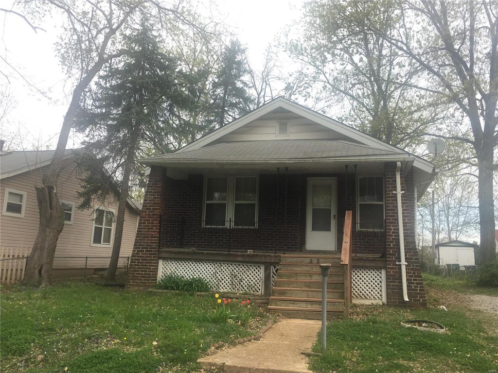 8269 Albin Ave, Saint Louis, MO 63114