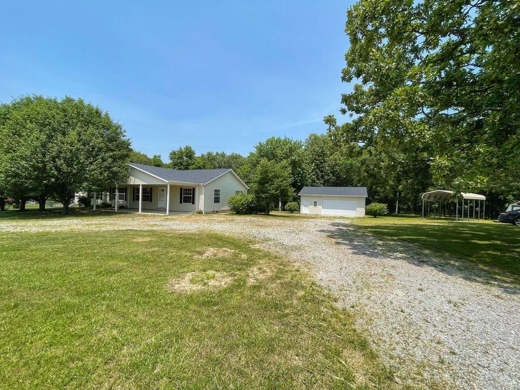 10006 State Highway 17, Success, MO 65570