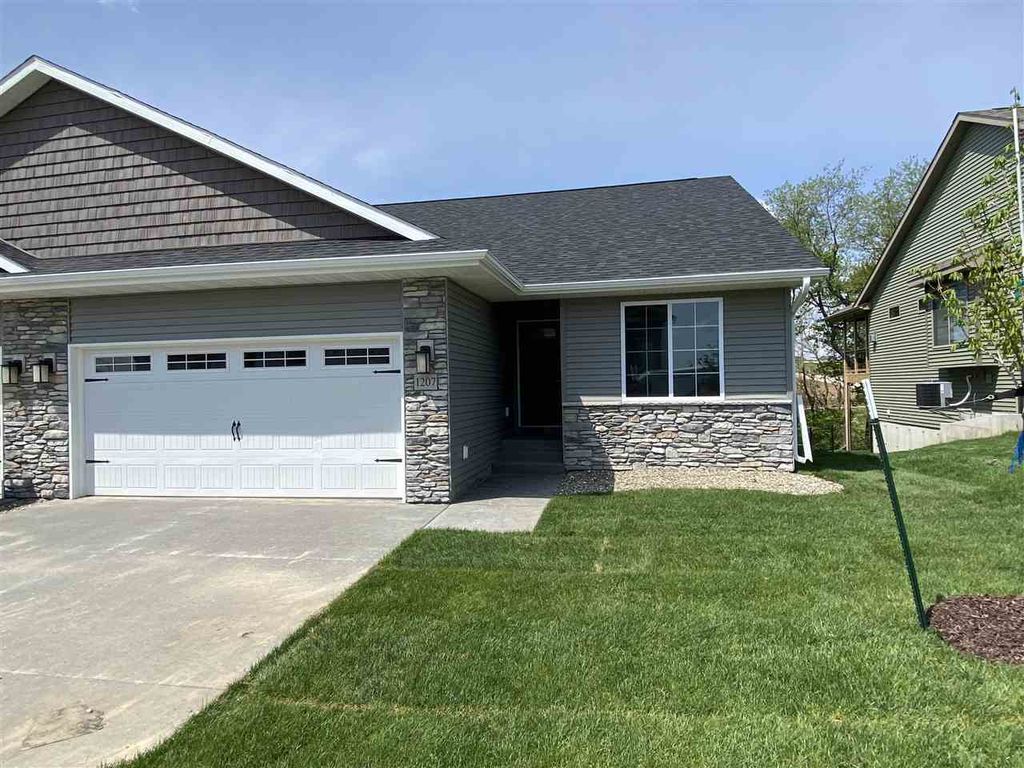 719 Hillside Dr, Tiffin, IA 52340 Trulia