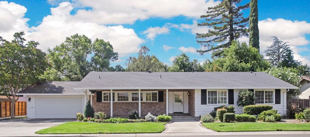 4138 W  Yacht Harbor Dr, Stockton, CA 95204
