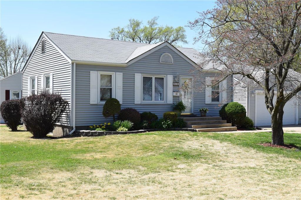 1245 Saint Joan Dr, Florissant, MO 63031 Trulia