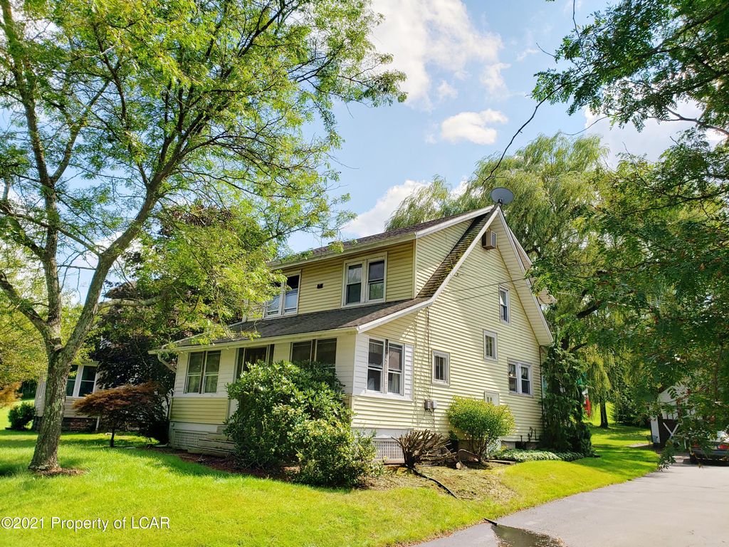 2557 Lower Demunds Rd, Dallas, PA 18612 Trulia