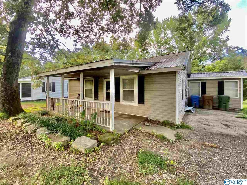 1204 Sparkman St NW, Hartselle, AL 35640 Trulia