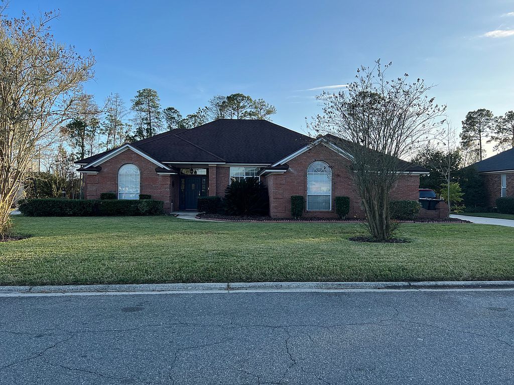 9824 Billingsgate Ln S, Jacksonville, FL 32221
