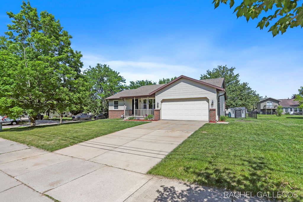 259 Country Club Rd, Holland, MI 49423 MLS 24028178 Trulia