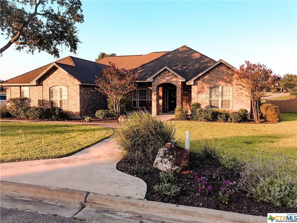 104 Laurel Oak Cir, Cuero, TX 77954 Trulia
