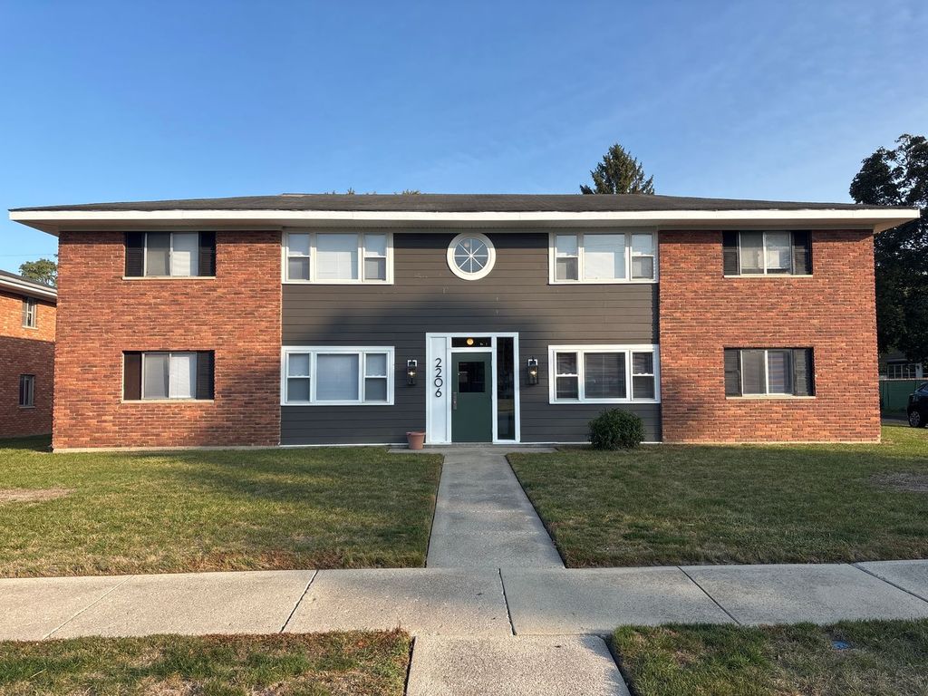 22062220 Nuttman Ave 2206B, Fort Wayne, IN 46809 Apartment for Sale