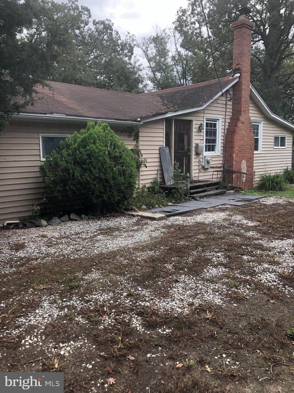 1307 Wrenn Cir, Shady Side, MD 20764