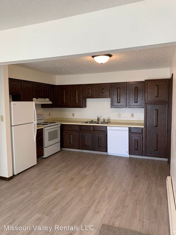603 3rd Ave NE #3, Mandan, ND 58554