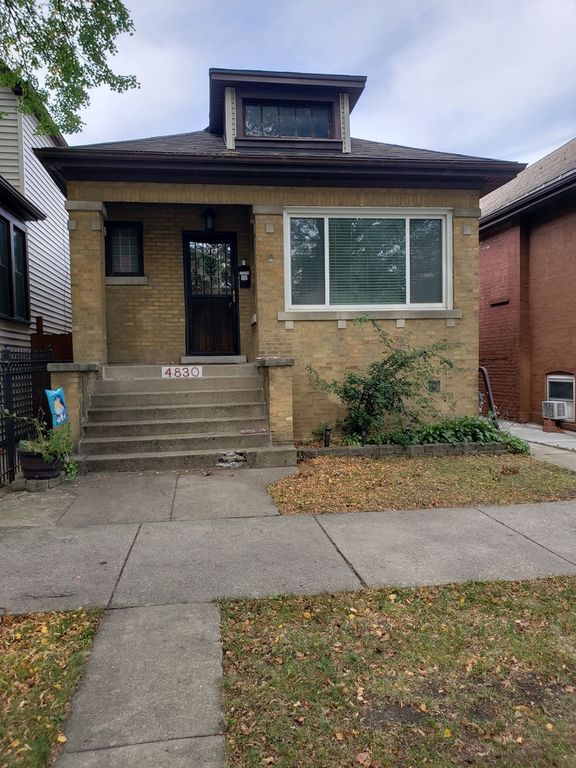 4830 W Dakin St, Chicago, IL 60641