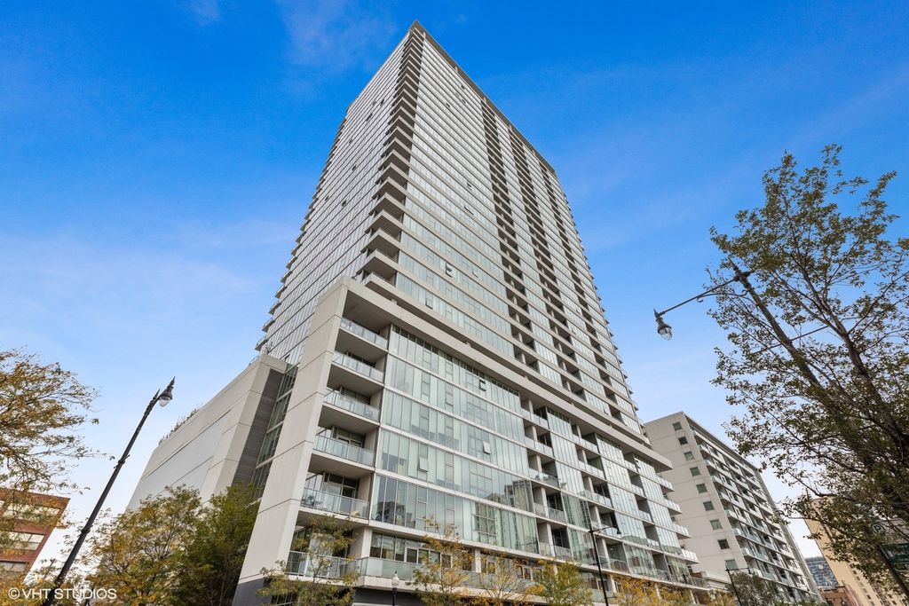1720 S Michigan Ave #808, Chicago, IL 60616